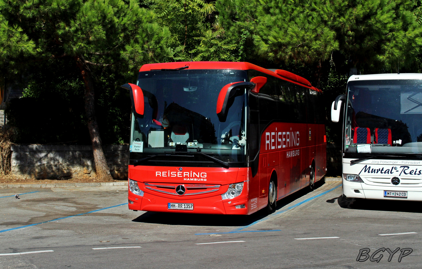 Mercedes-Benz Tourismo (HH-RR 1357)