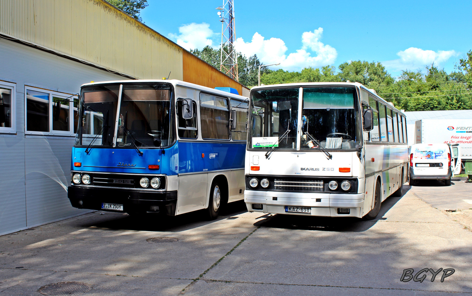 Ikarus 250.68 (KAZ-698)