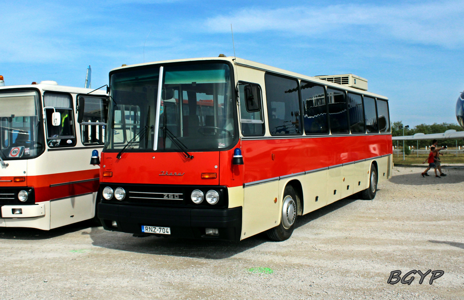 Ikarus 250.72 (RNZ-704)