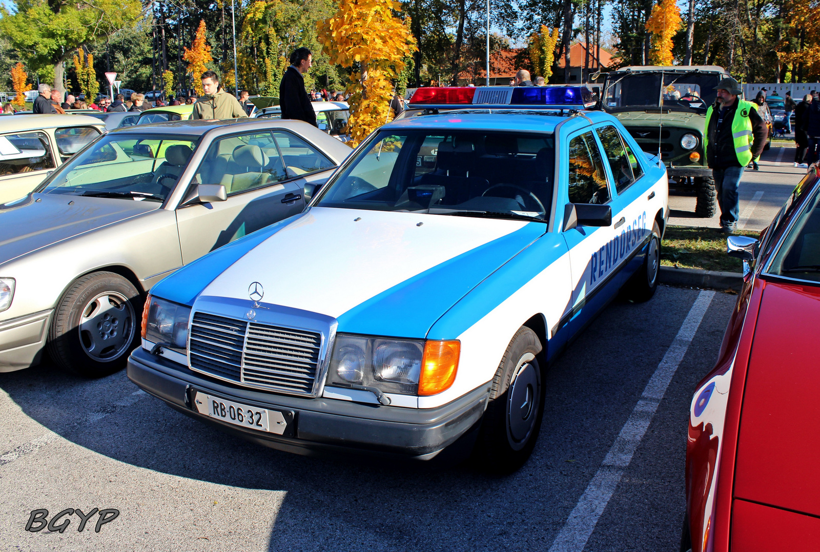 Mercedes-Benz W124