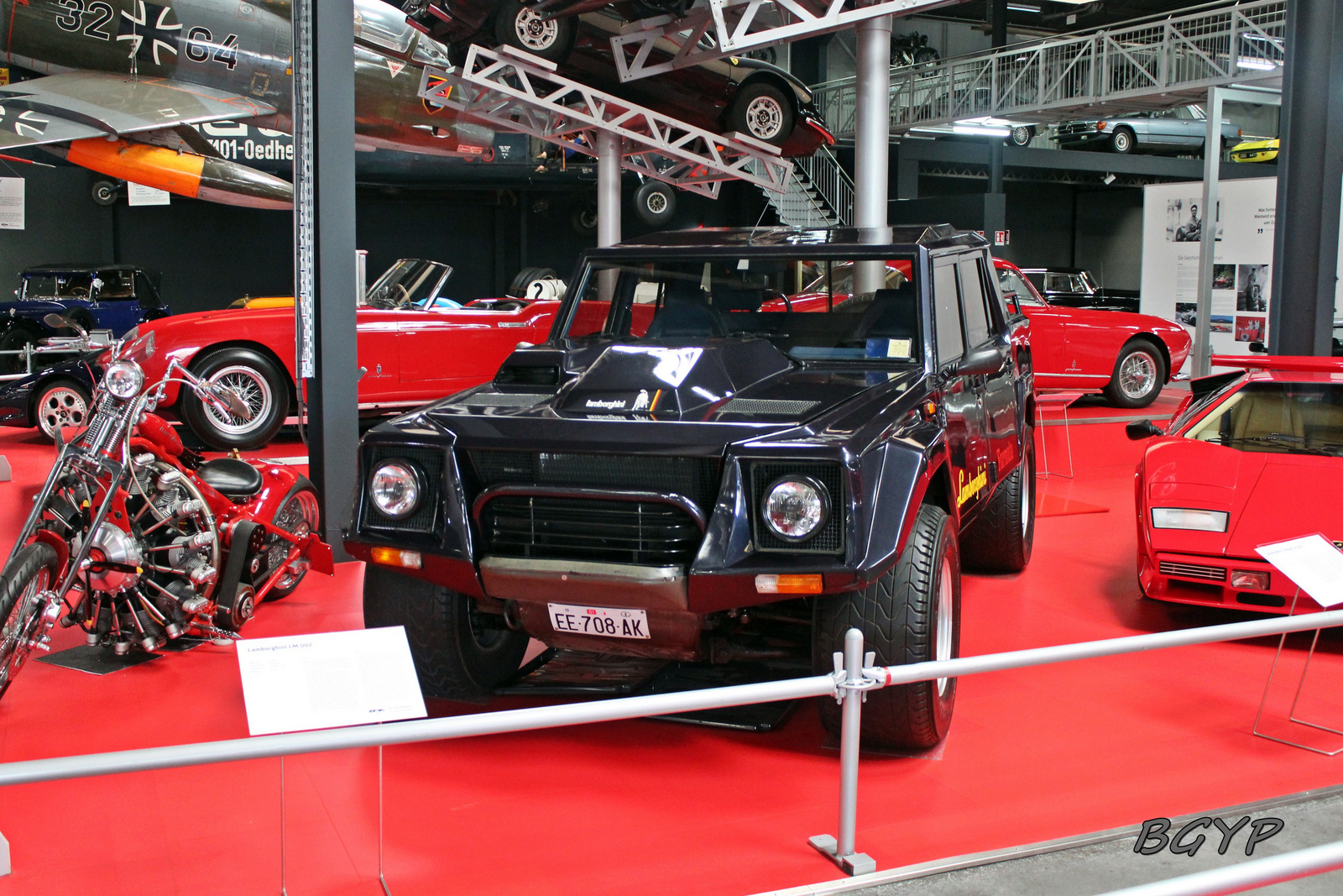 Lamborghini LM002