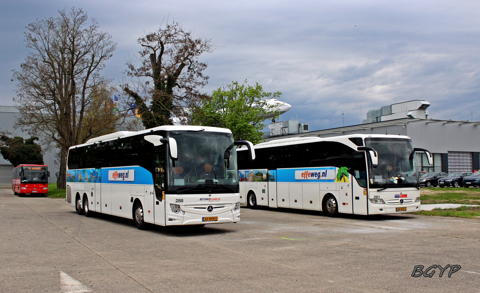 Mercedes-Benz Tourismo (42-BVB-2)