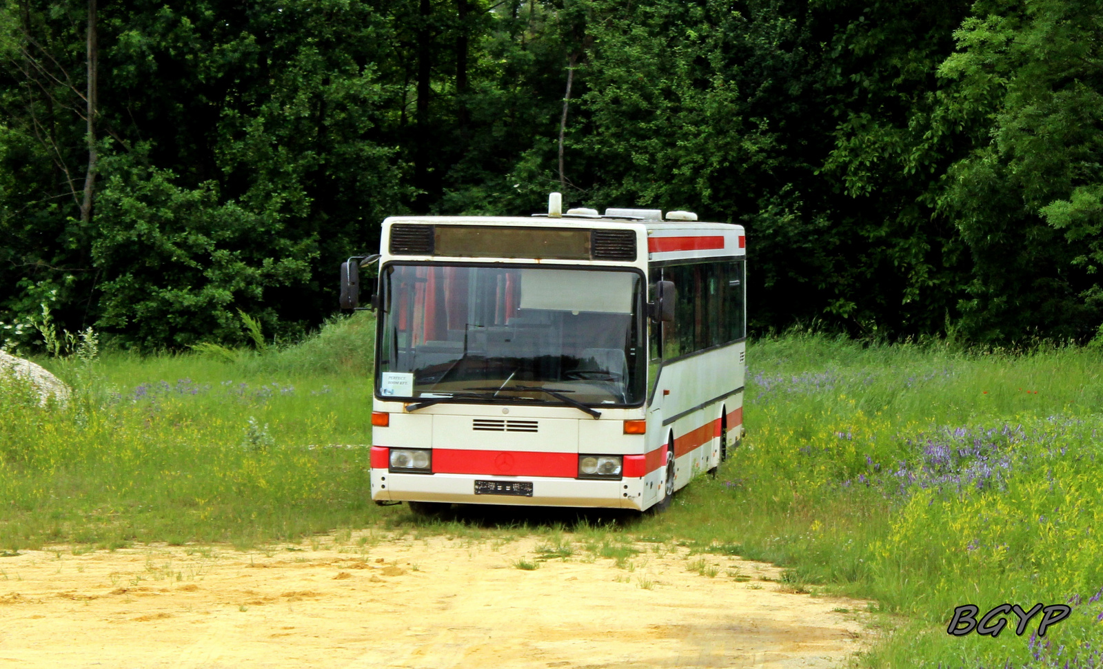 Mercedes-Benz O407 (NXU-992)