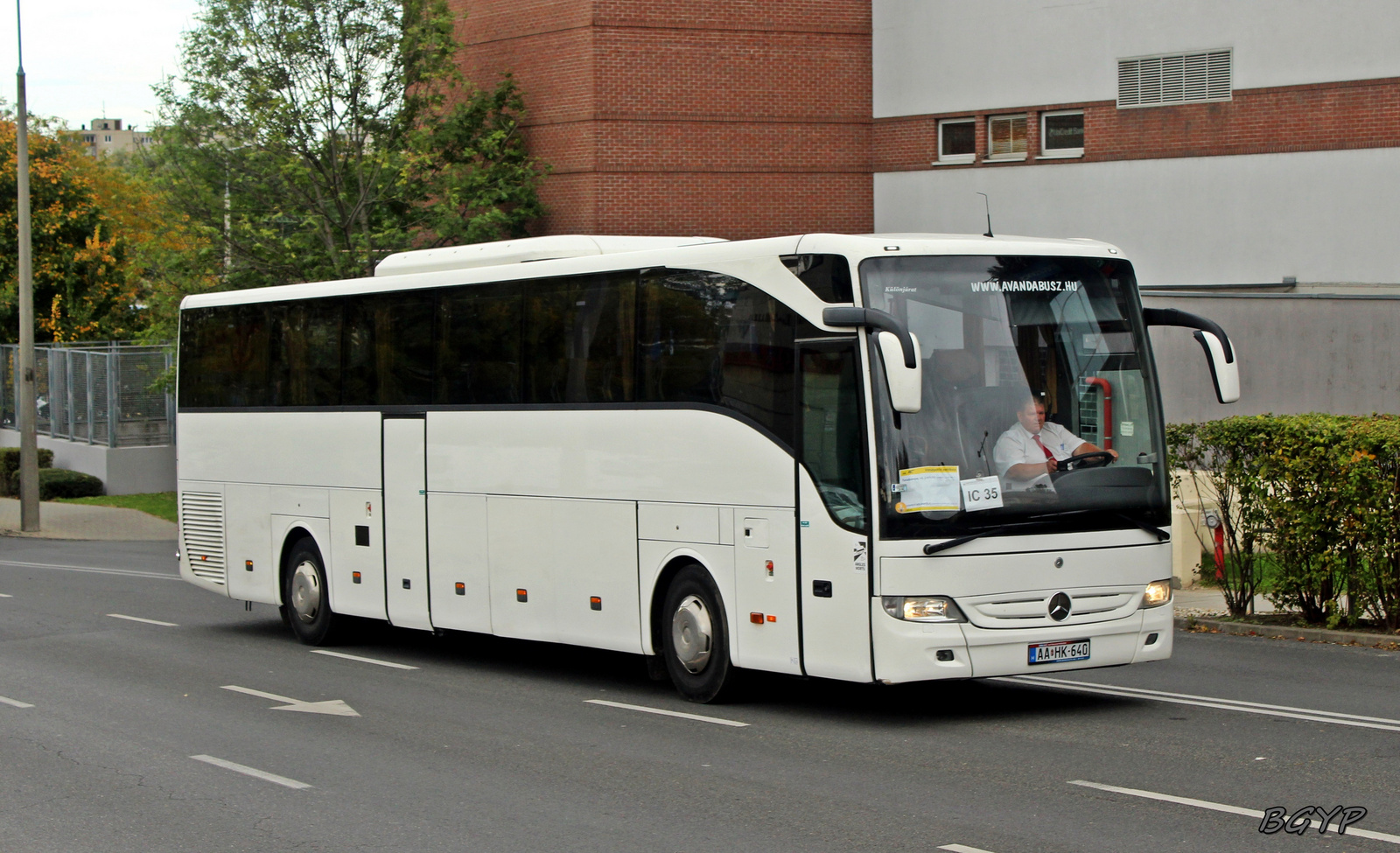 Mercedes-Benz Tourismo (AA HK-640)