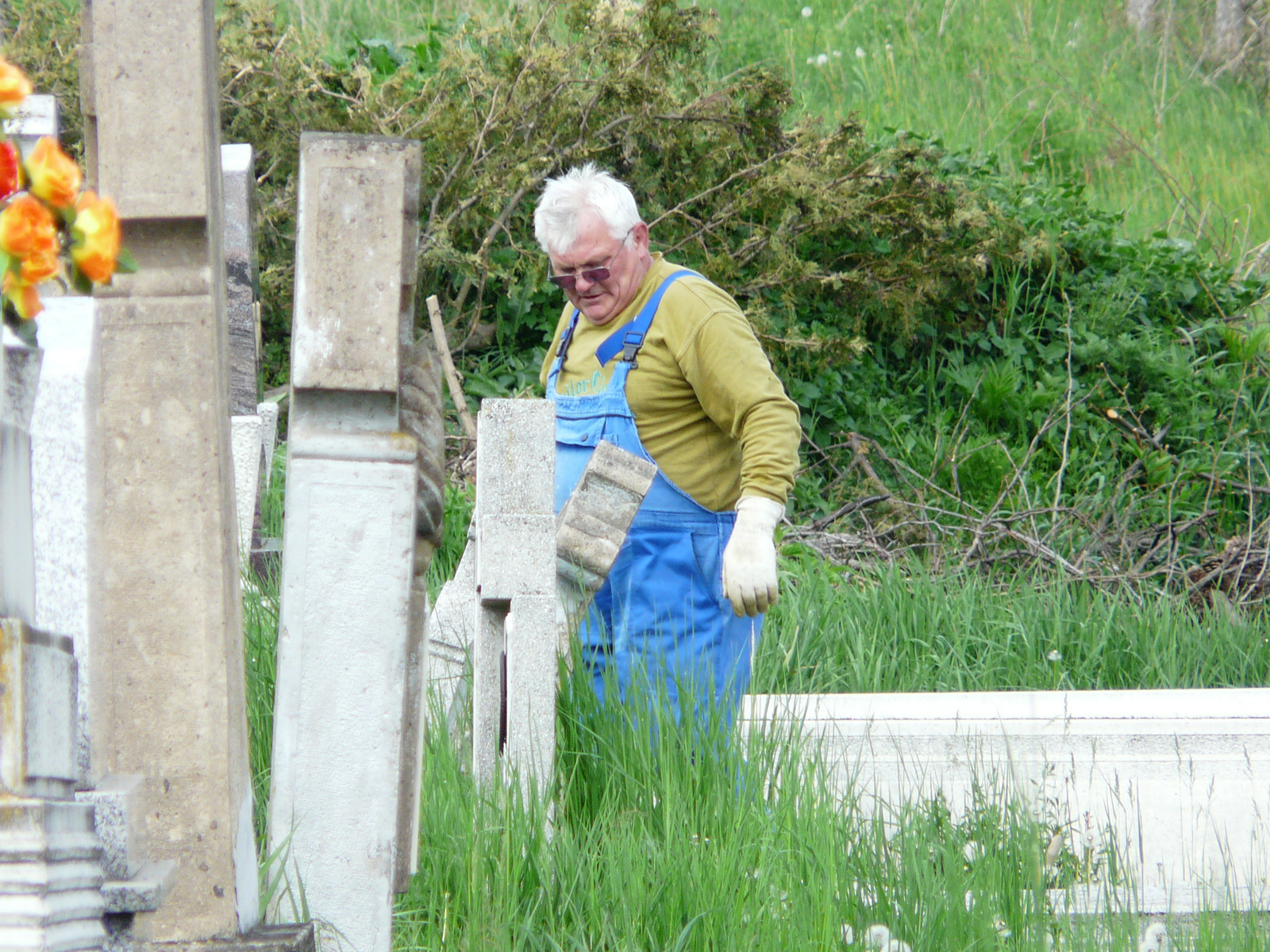 Kazári temető 2011.05.03. 14-06-46