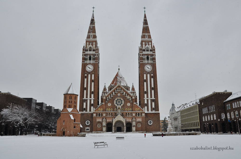 Havas Dóm tér