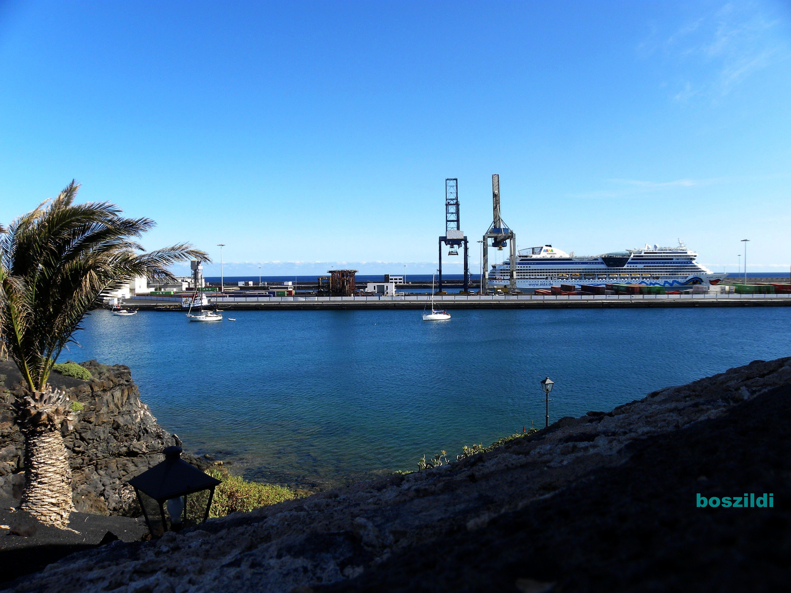 DSCN9202 Arrecife, kikötő