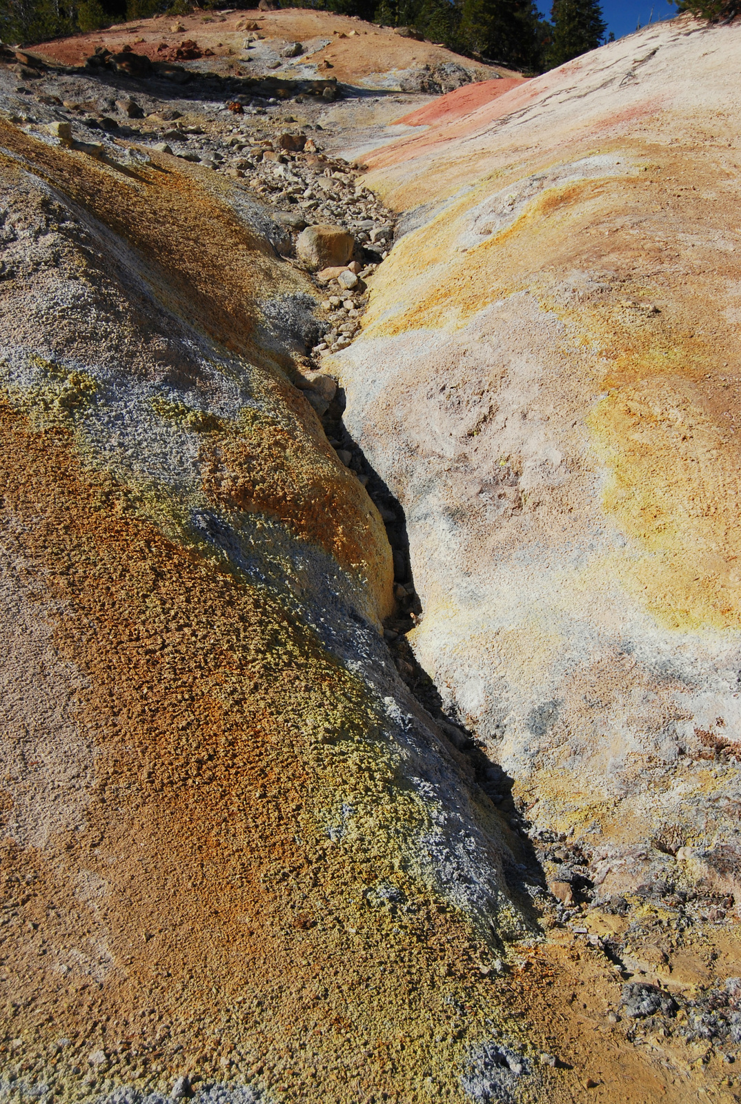 US12 0918 059 Sulphur Works, Lassen NP, CA