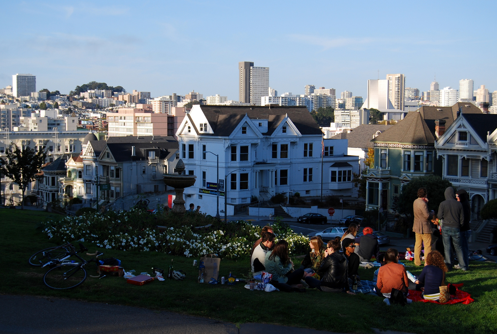 US12 0929 055 Alamo Square, San Francisco, CA