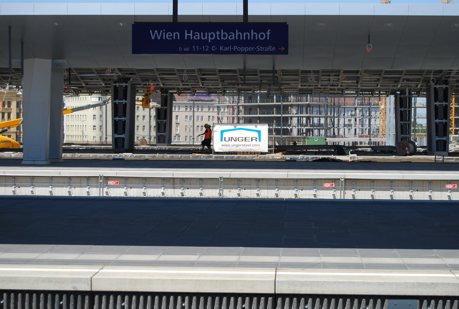 20130703 155 Wien-Hauptbahnhof