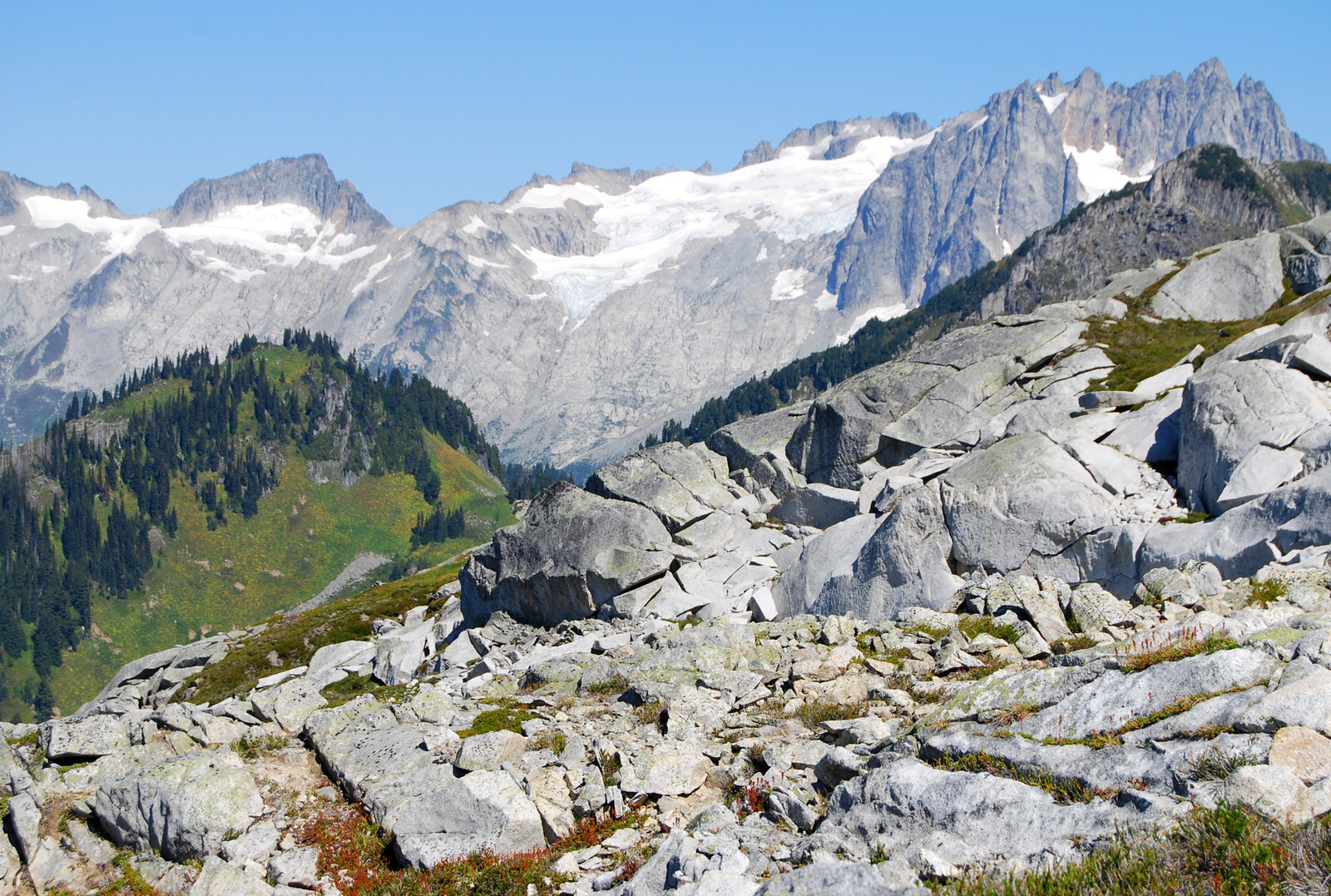 US13 0913 029 Hidden Lake Trail, North Cascades NP, WA