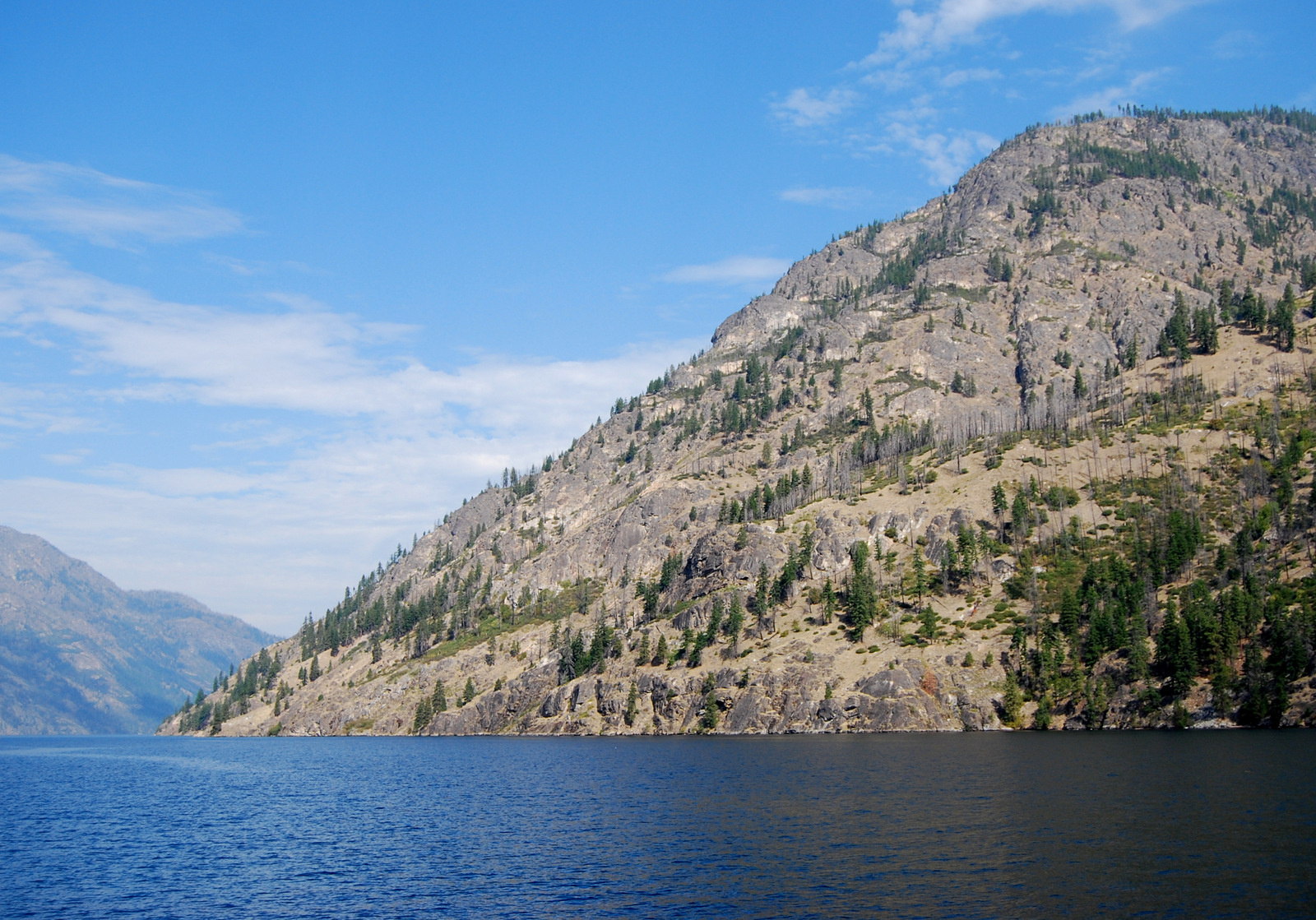 US13 0915 001 Lake Chelan, WA