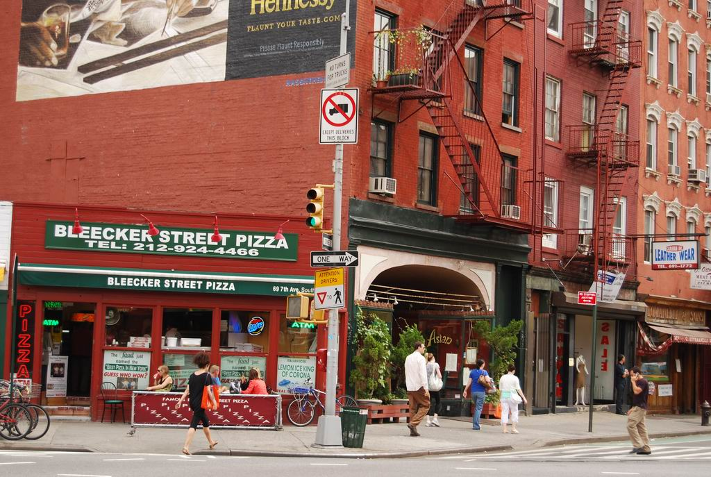usa08 151 Bleecker Street Pizza, New York City