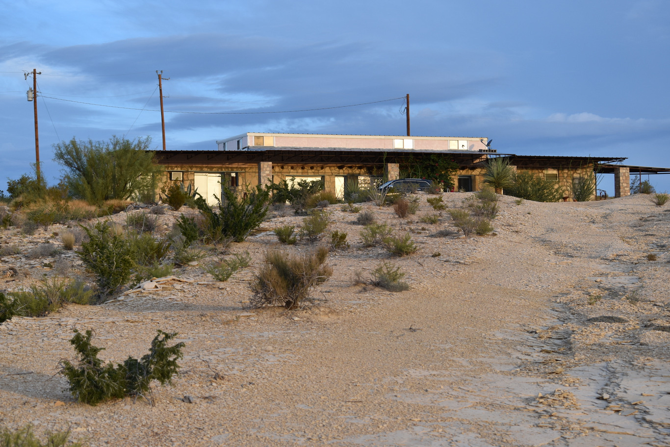 US15 0919 25 Study Butte, TX