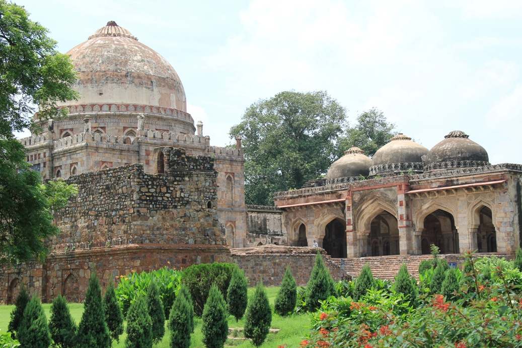 Bada Gumbad távolról3