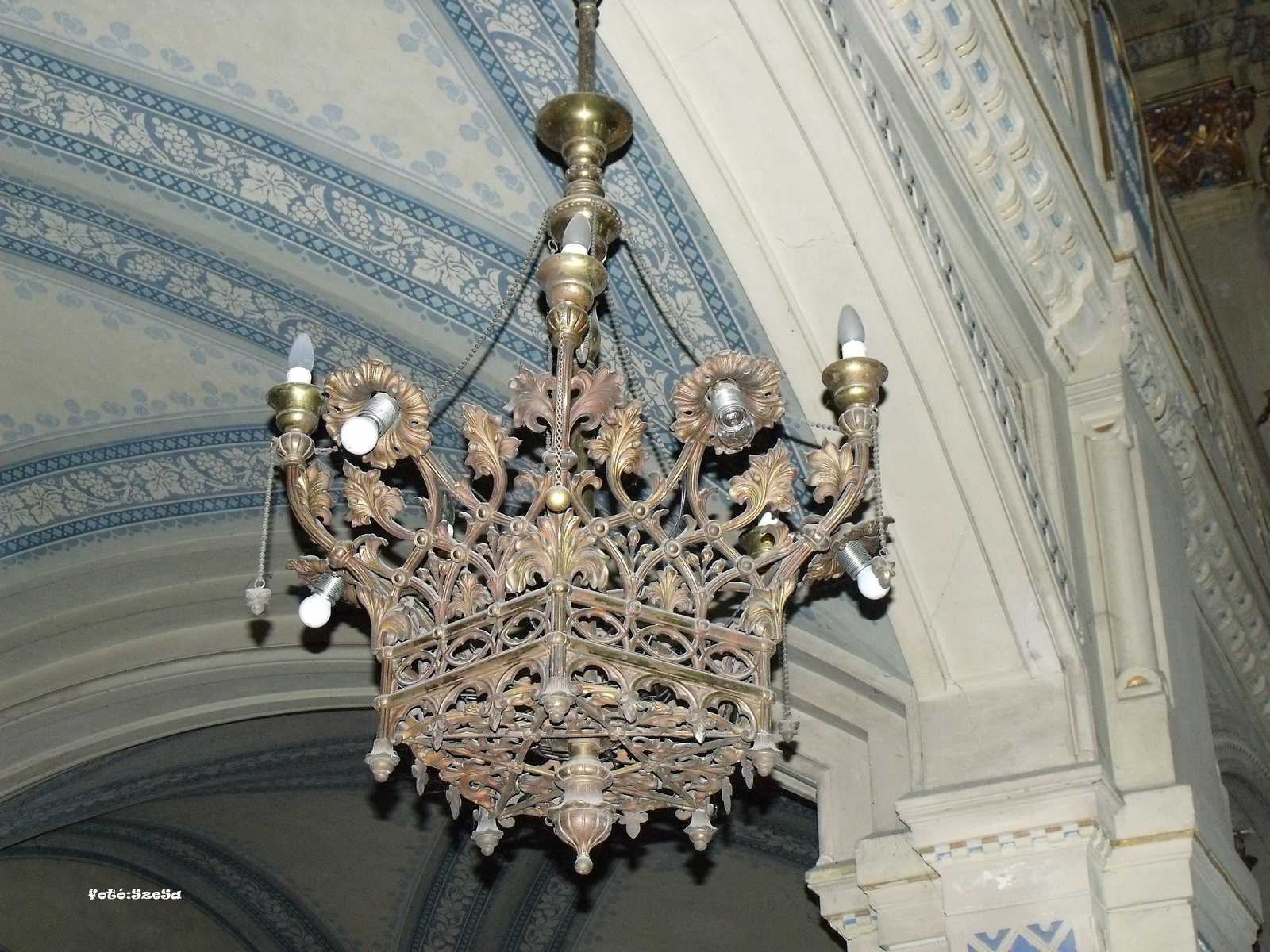 "Kis csillár" a zsinagógában, Szegeden