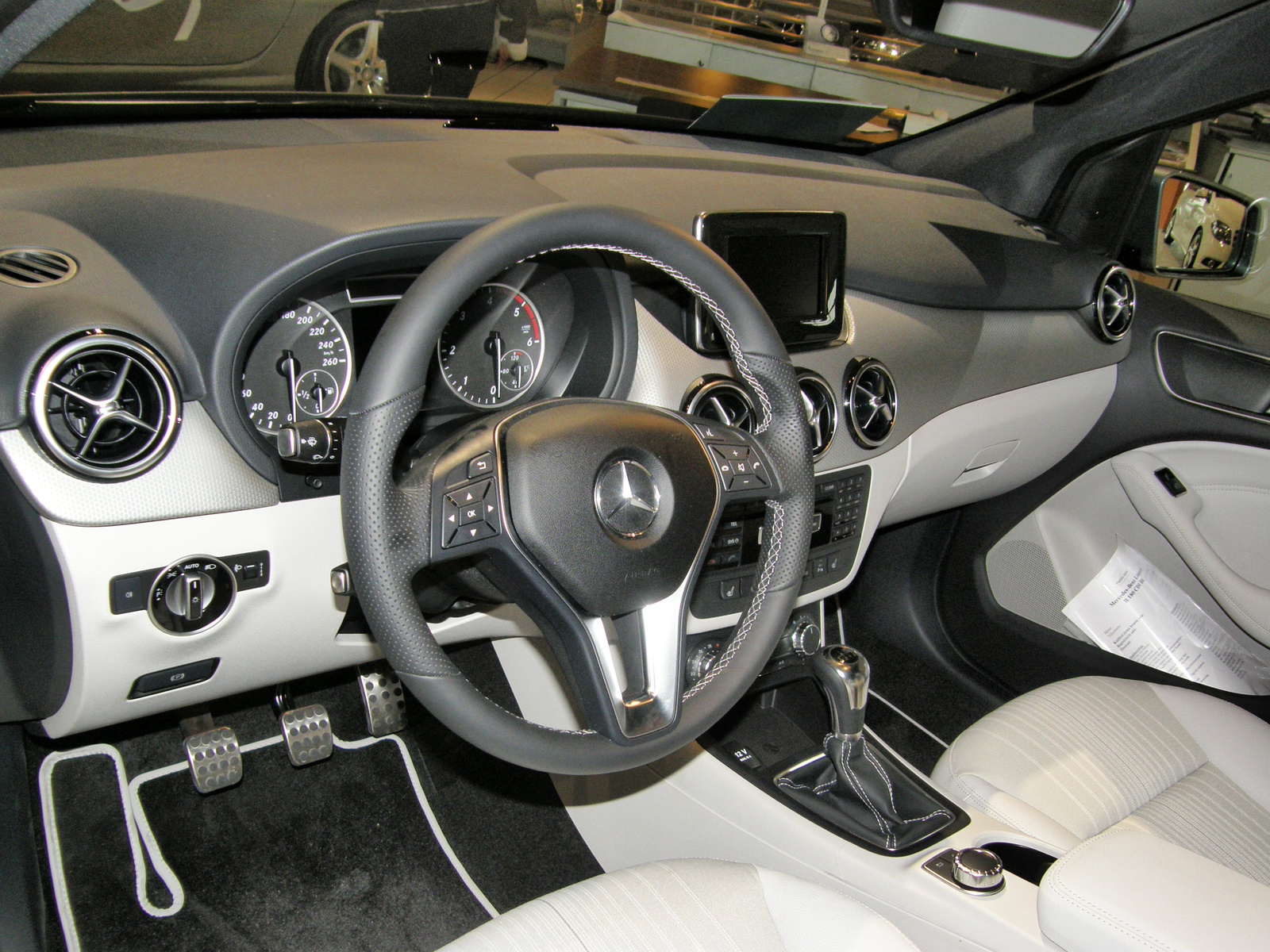 Mercedes-Benz B osztály