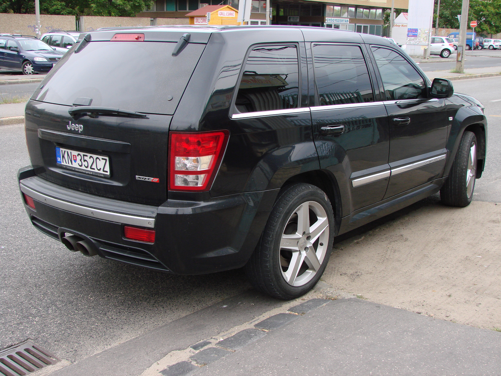 Jeep Grand Cherokee SRT-8