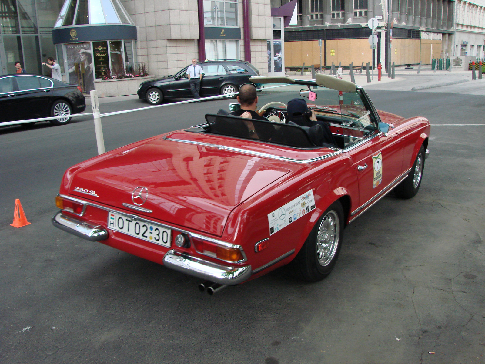 Mercedes-Benz 280 SL