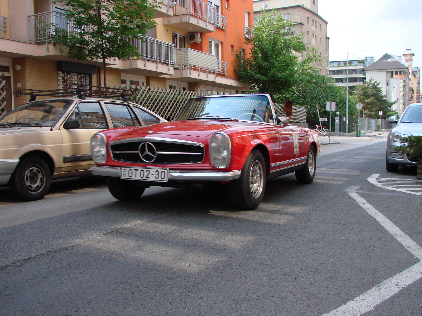 Mercedes-Benz 280 SL