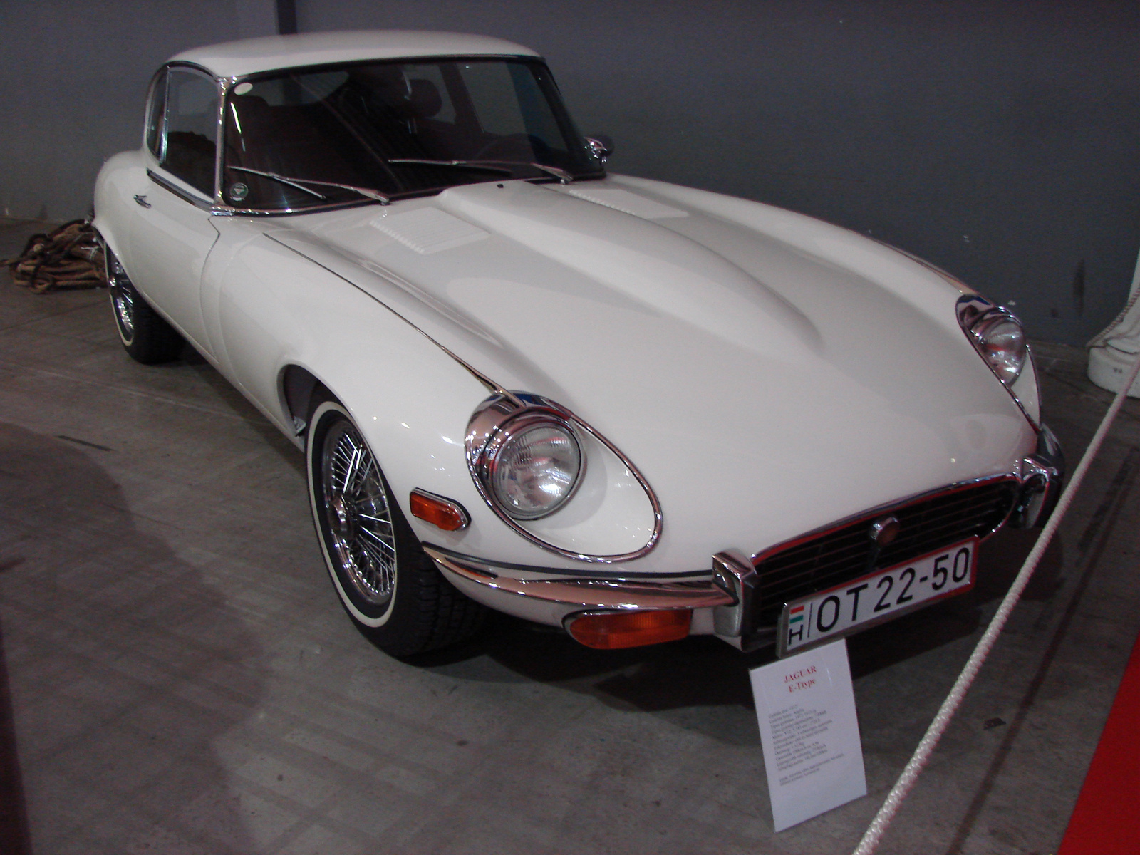 Jaguar E-Type S2 Coupe