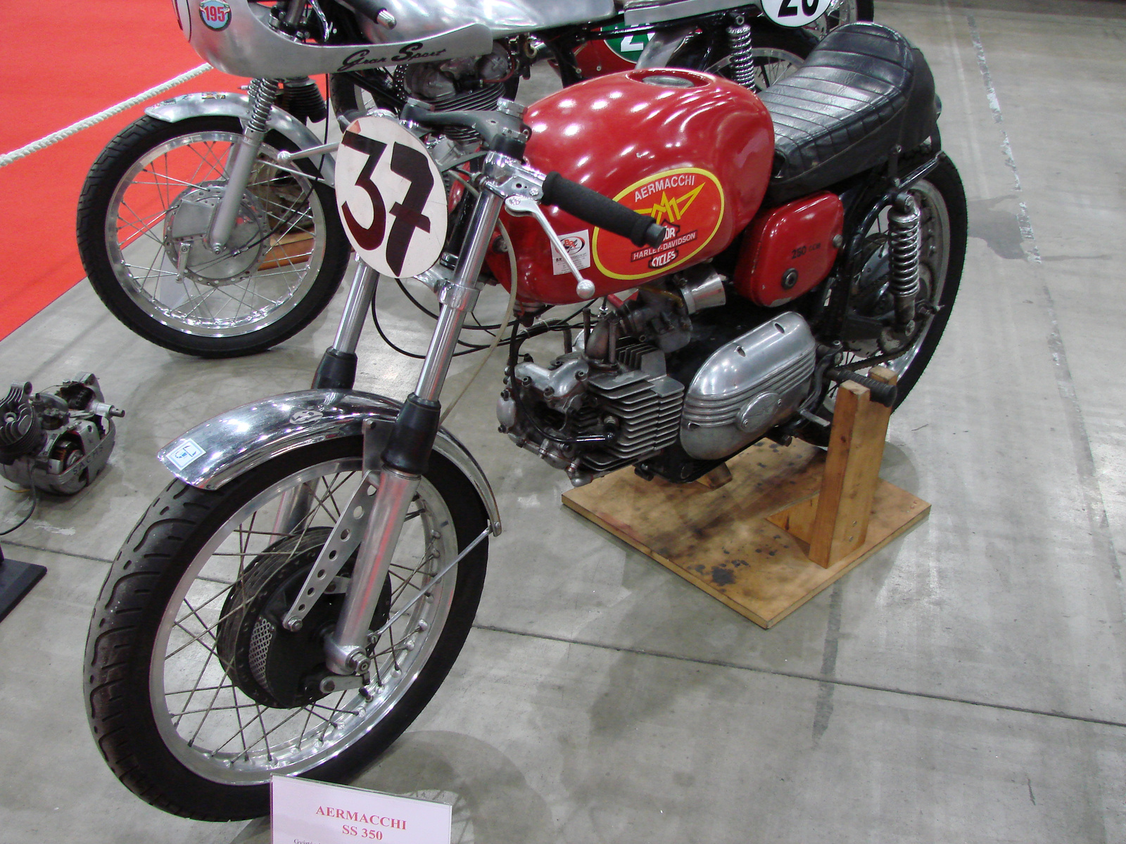 Aermacchi SS 350