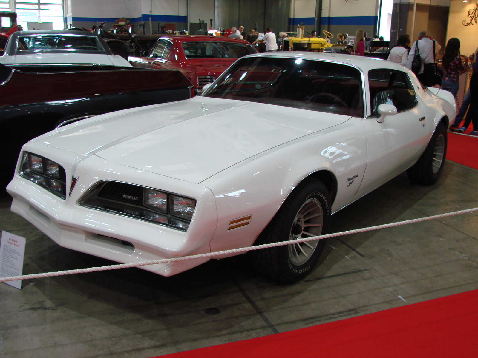 Pontiac Firebird Esprit