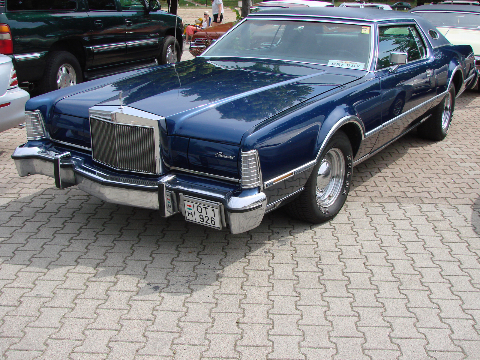 Lincoln Continental Mk V