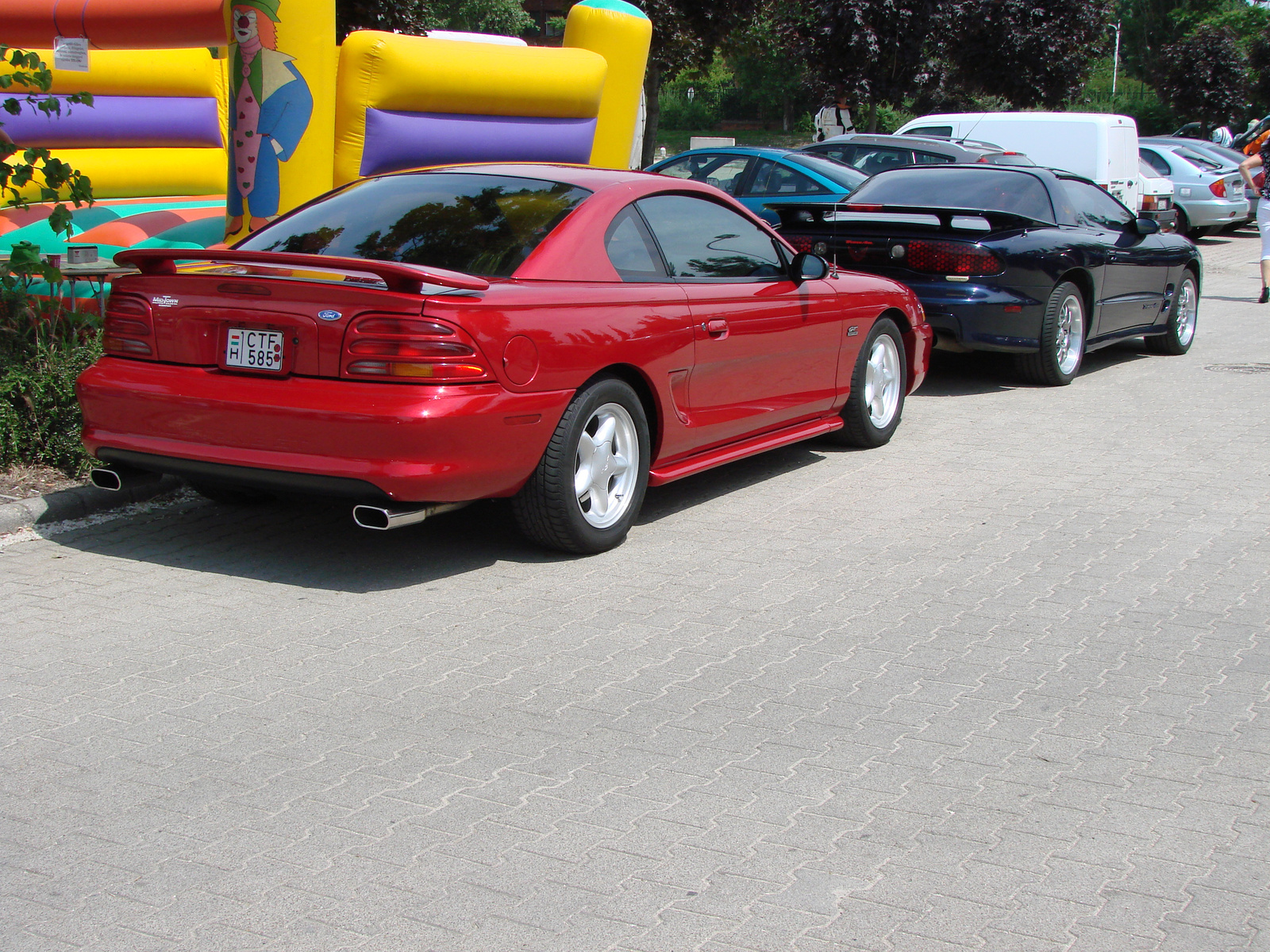 Ford Mustang - Pontiac Trans Am