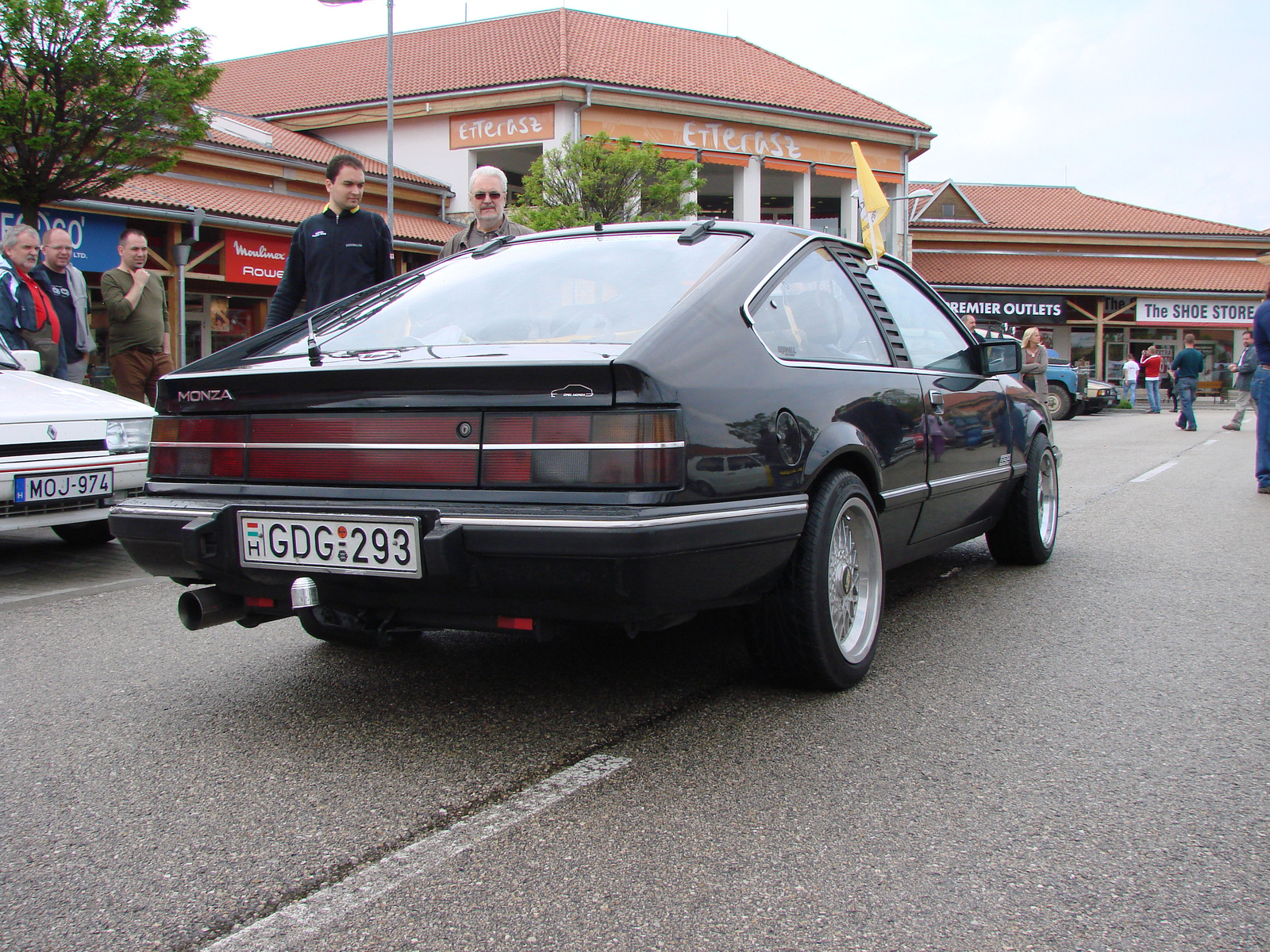 Opel Monza