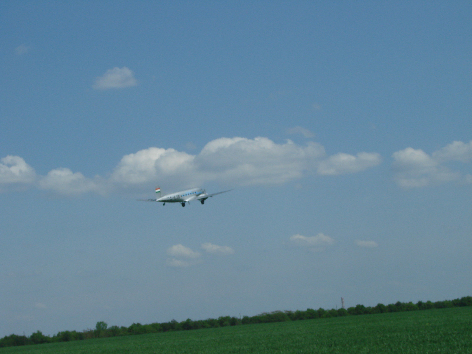 Lisunov Li-2