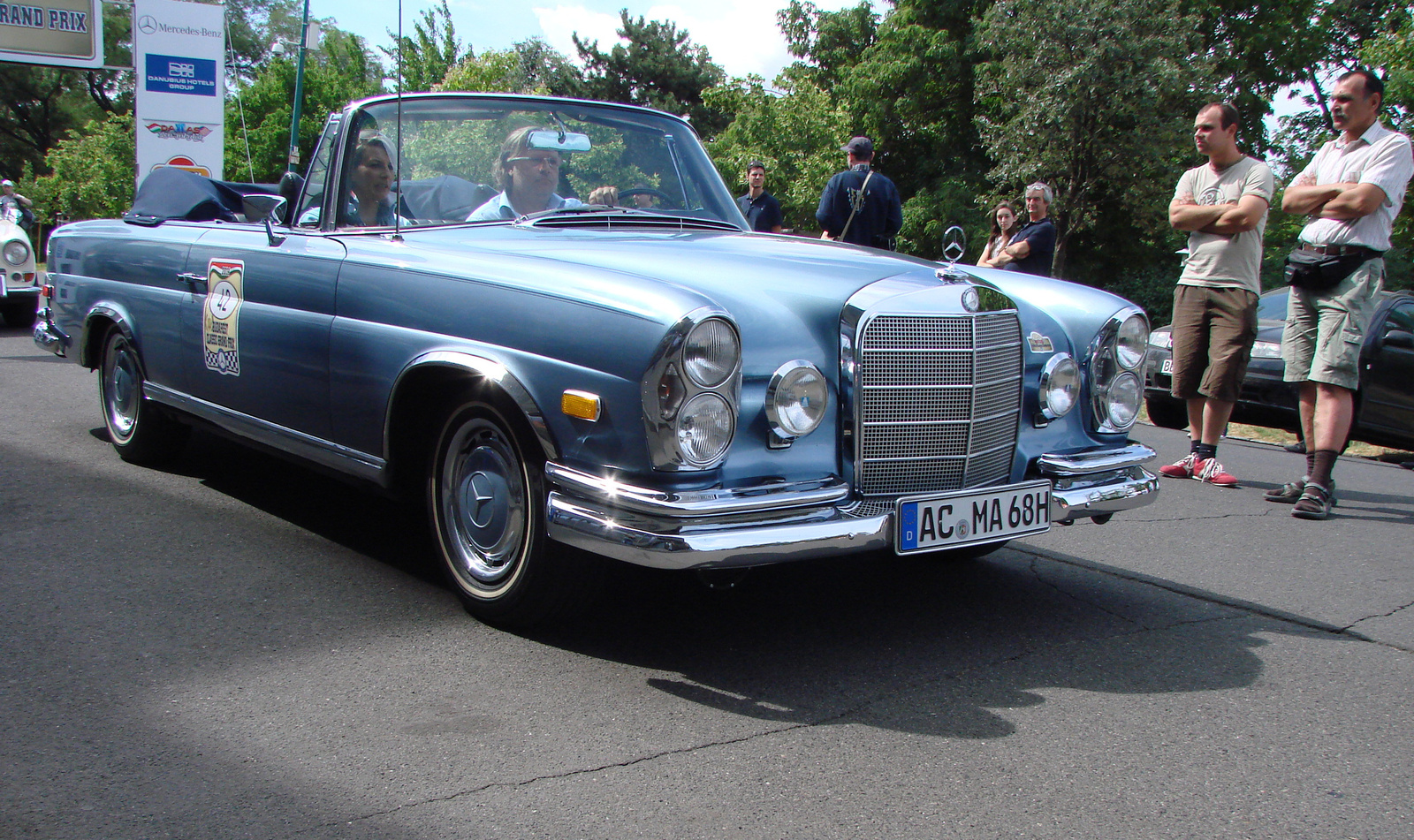 Mercedes-Benz 280 SE Cabriolet