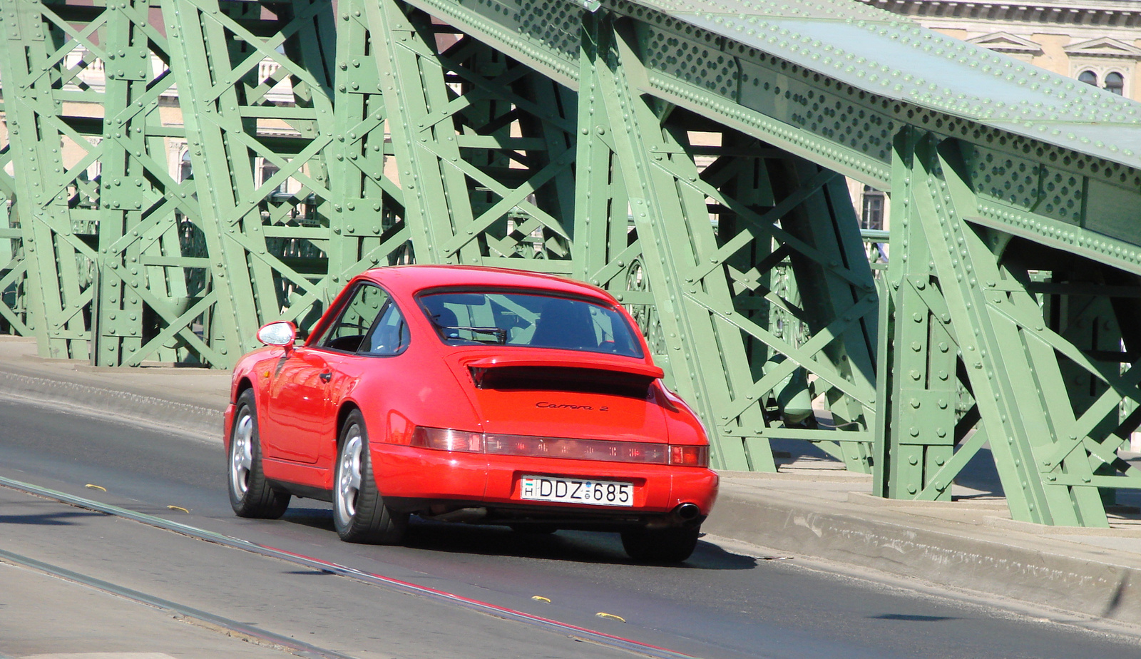 Porsche Carrera 2