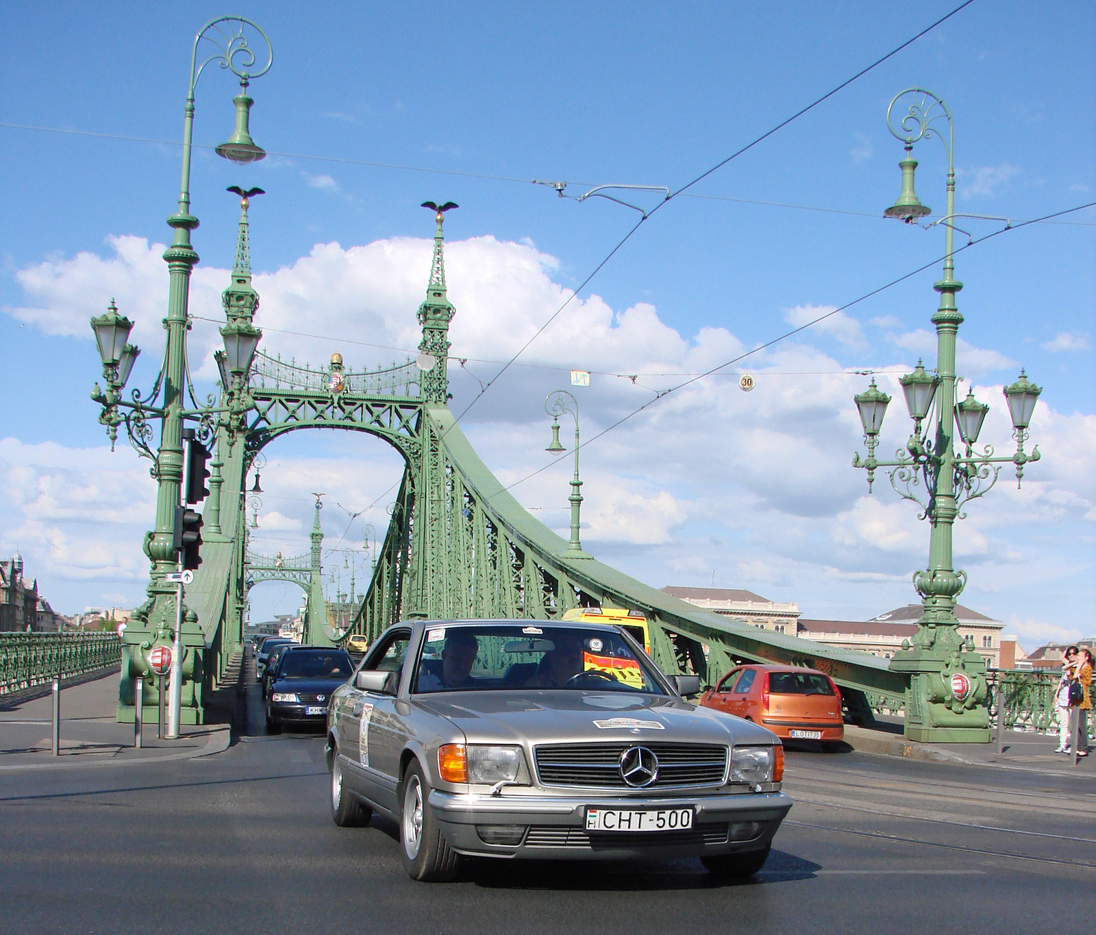 Mercedes-Benz 500 SEC