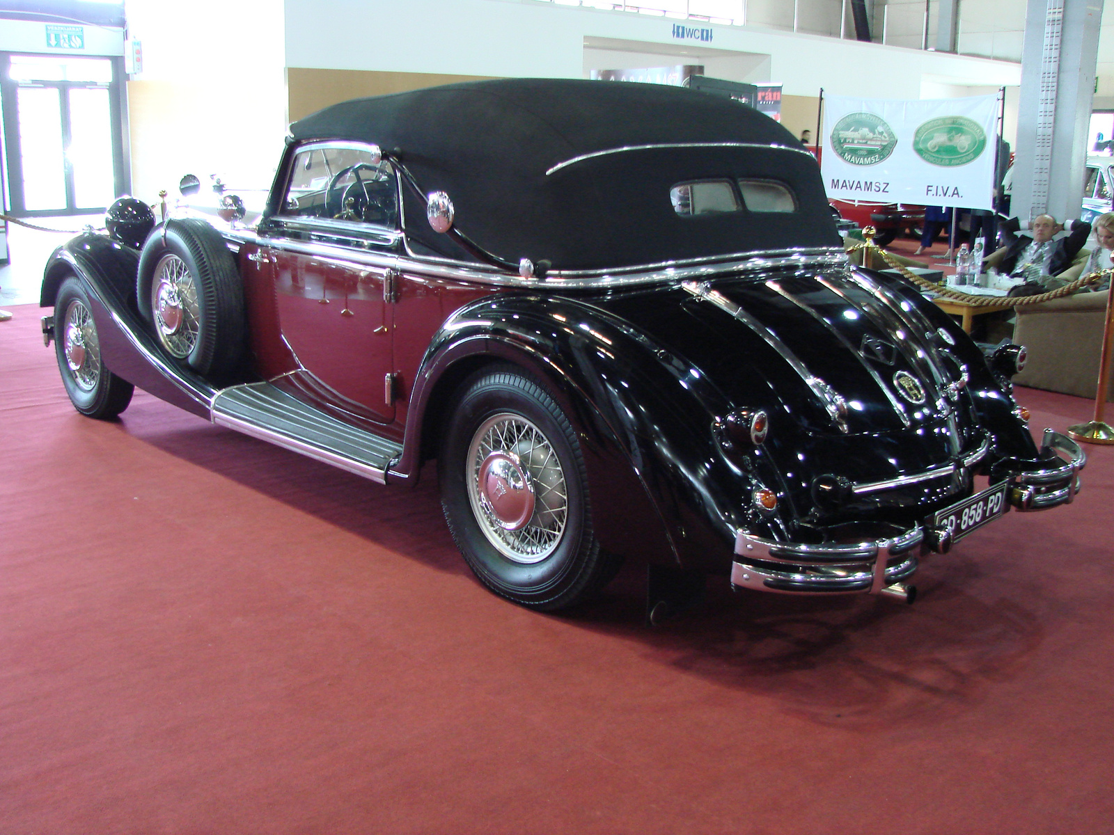 Horch 853A