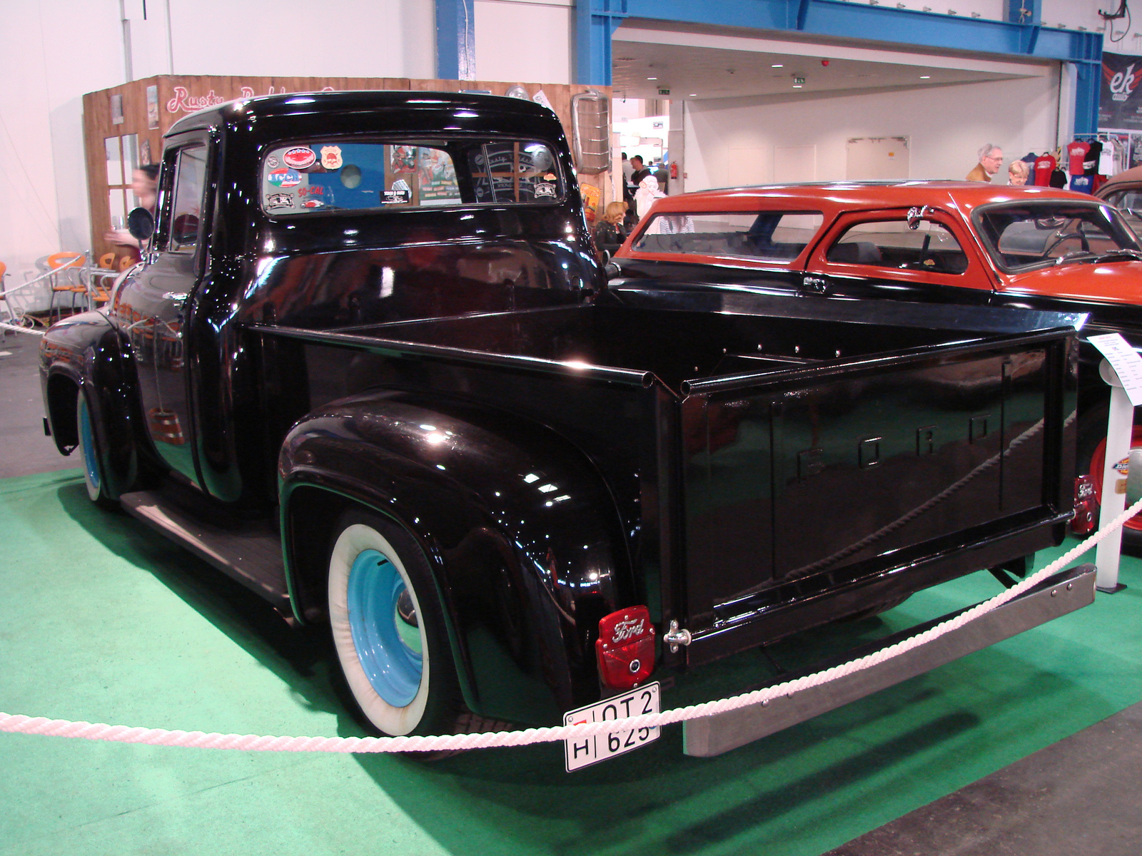 Ford F-100