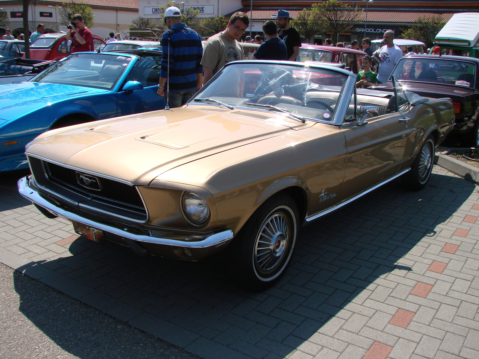 Ford Mustang Convertible