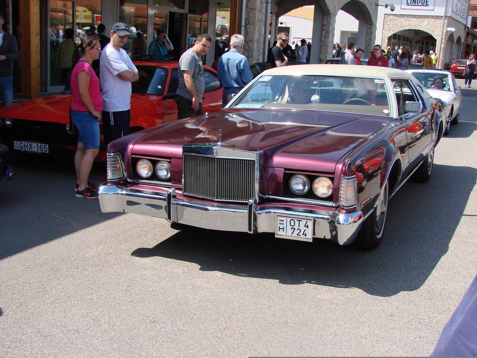 Lincoln Continental Mk. V