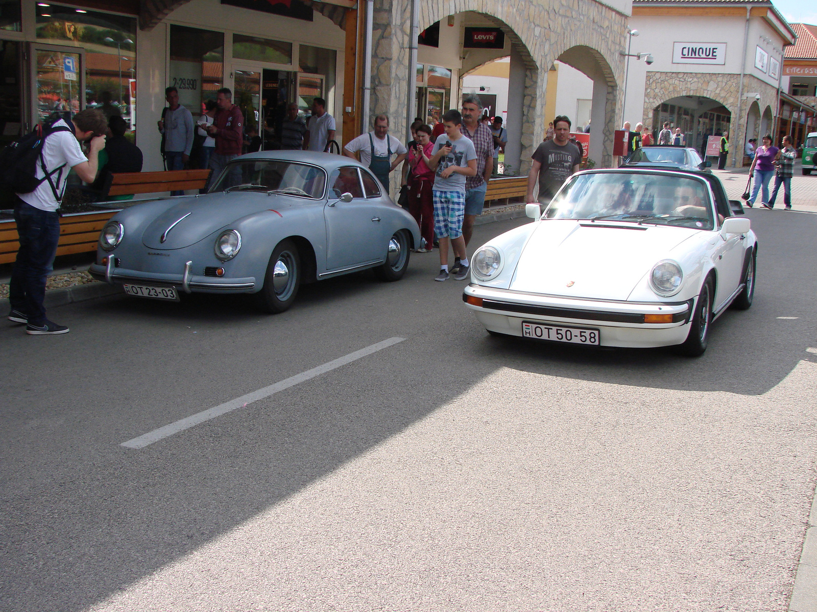 Porsche 356 - Porsche 911 SC