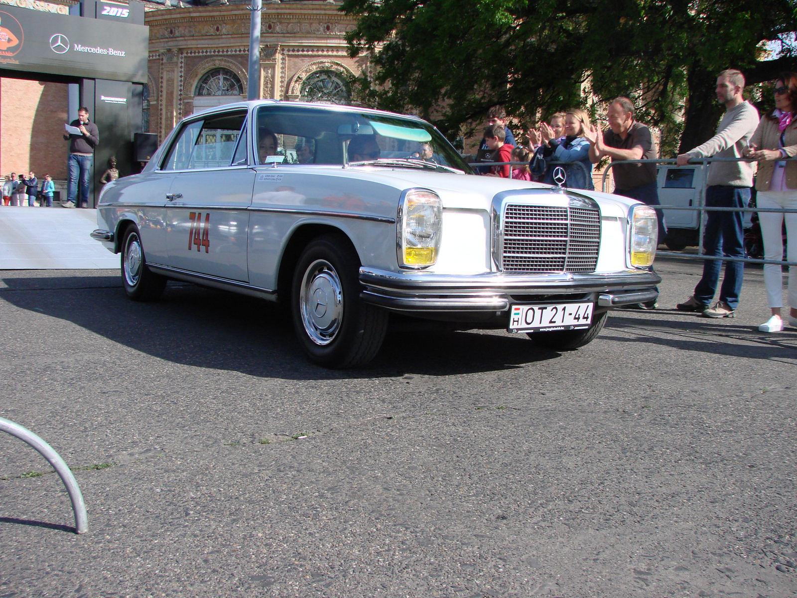 Mercedes-Benz 250 CE