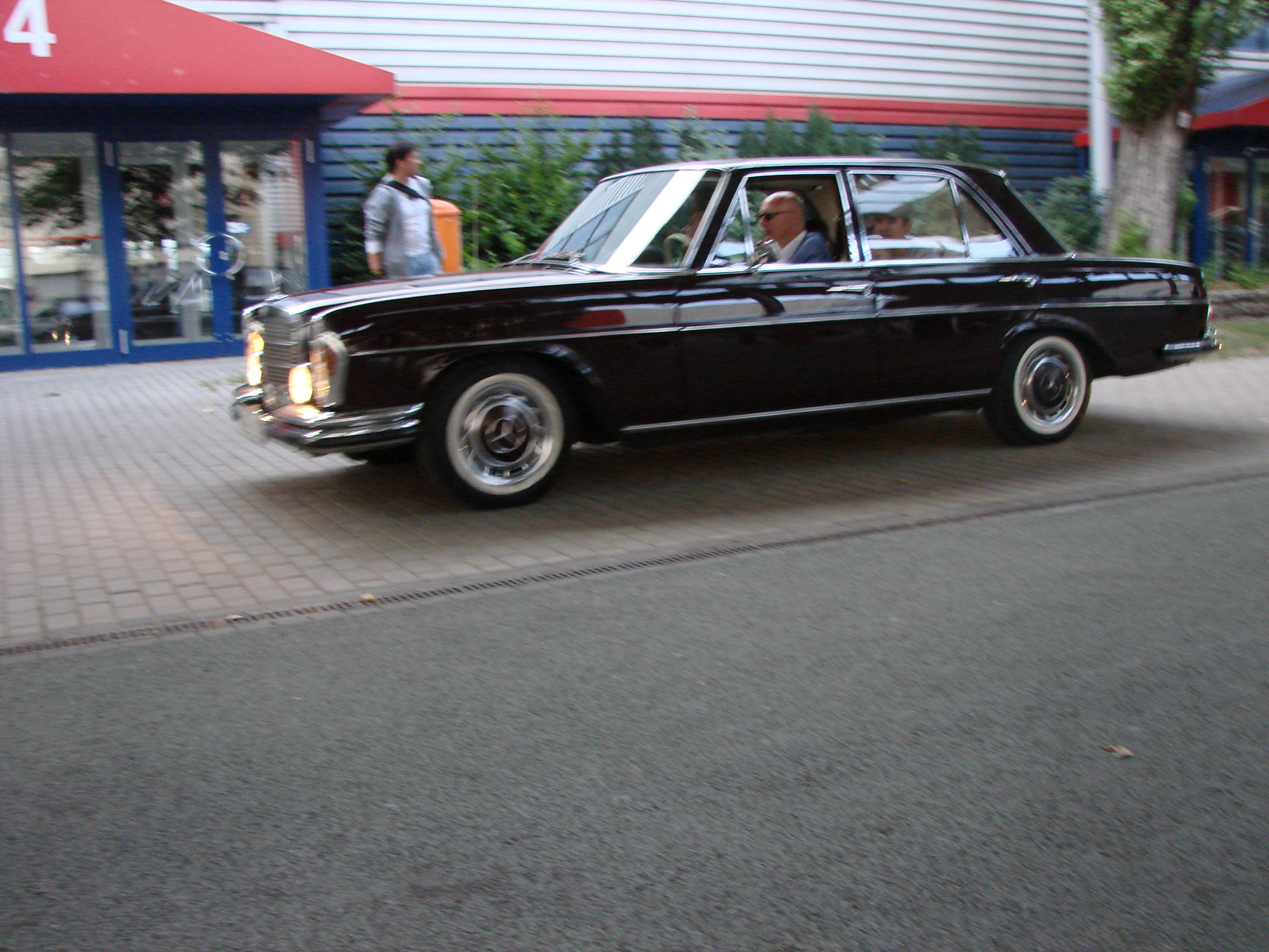 Mercedes-Benz 280S