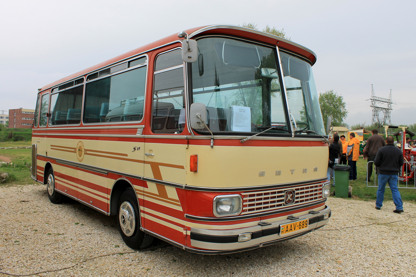 Setra S80