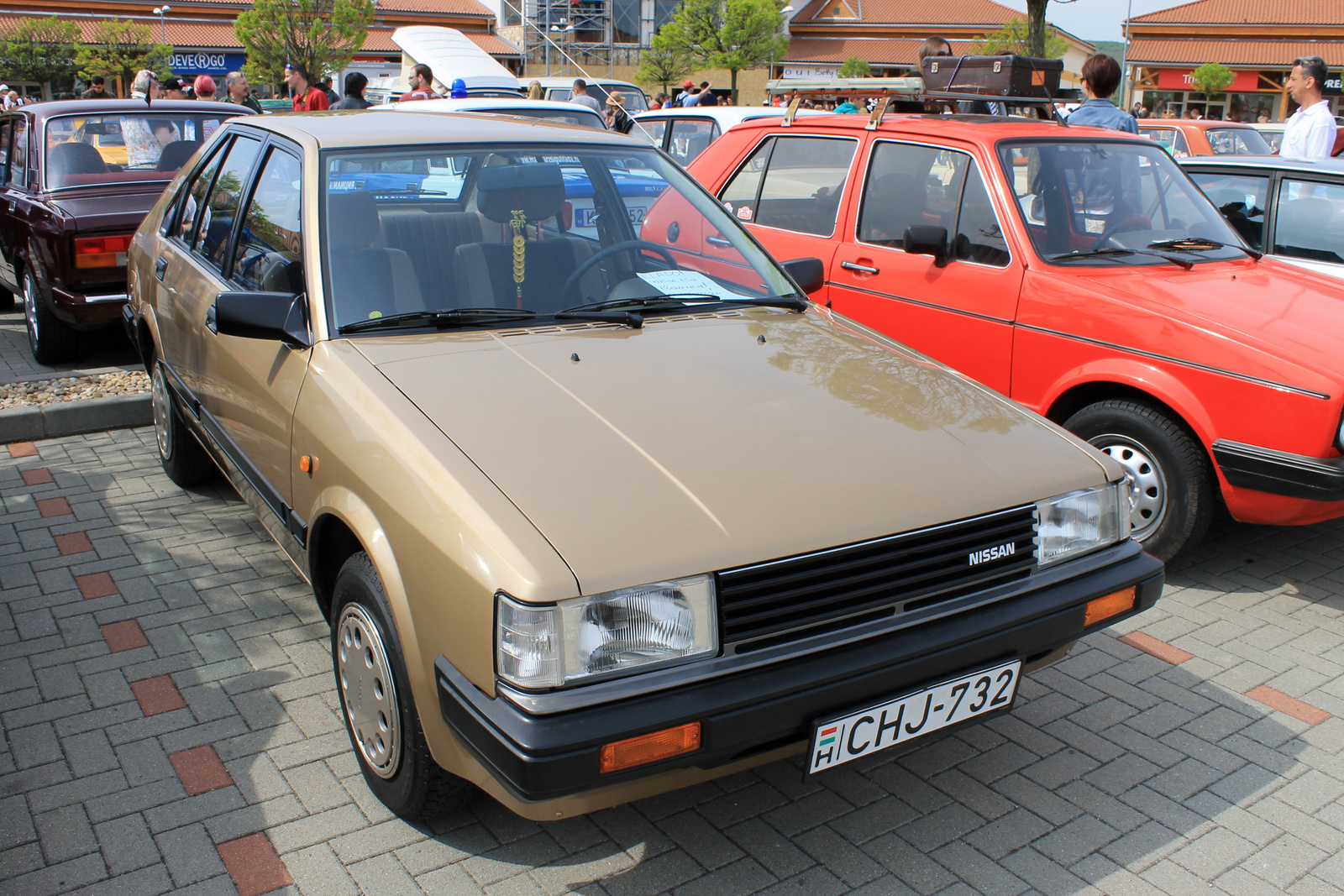 Nissan Sunny B11