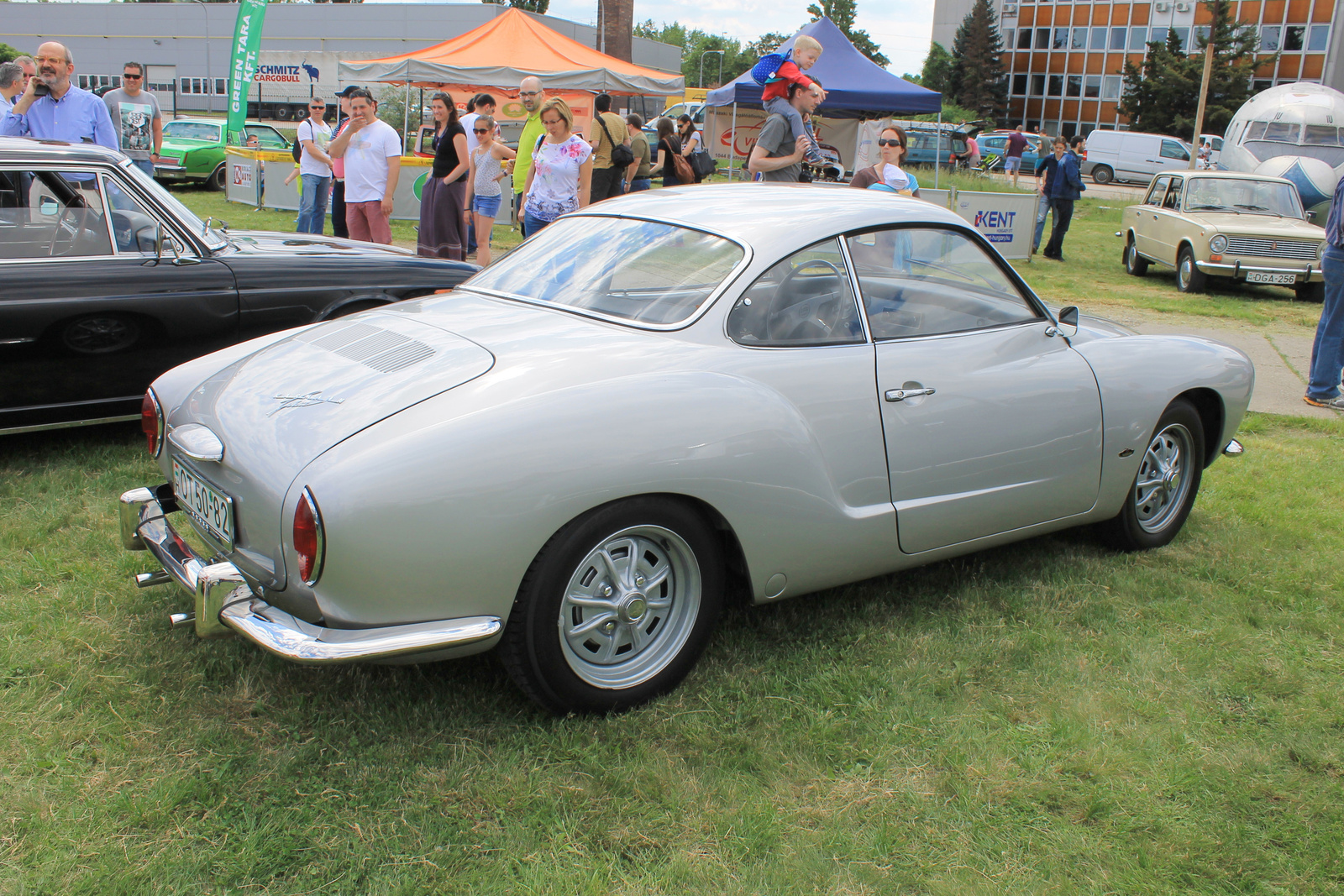 Volkswagen Karmann Ghia