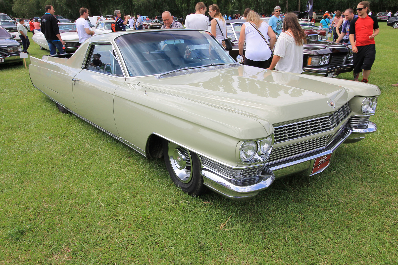 Cadillac Fleetwood Custom