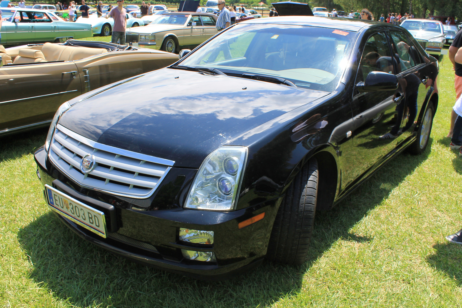 Cadillac STS