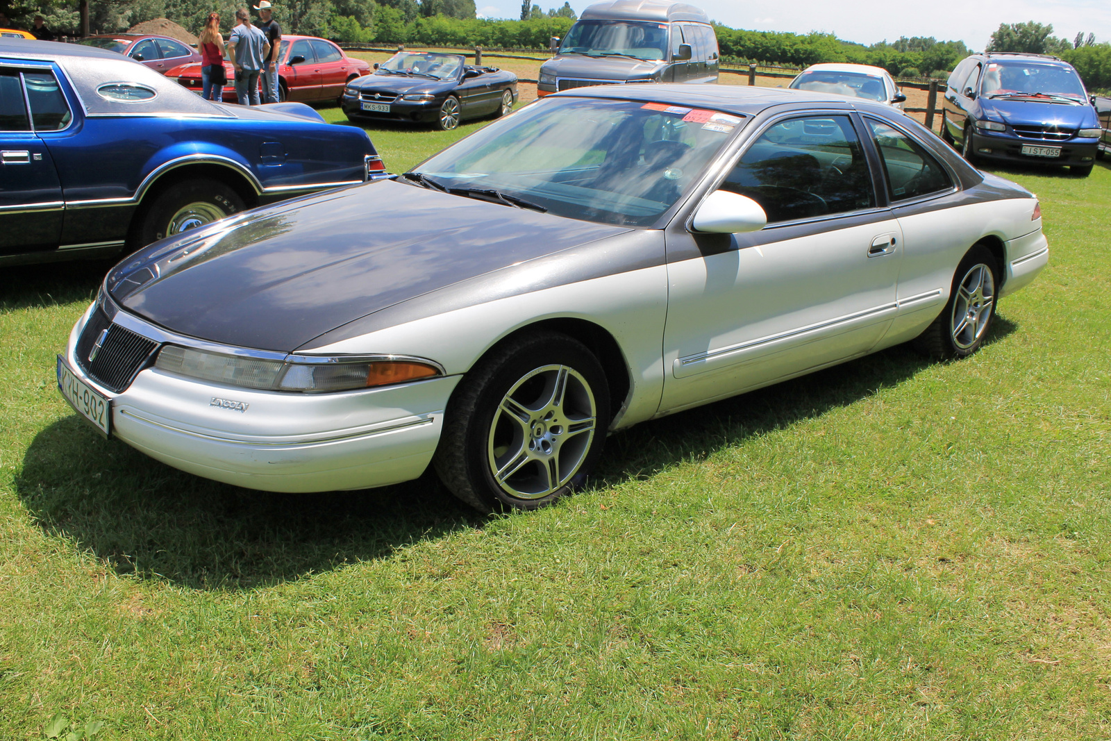 Lincoln Continental Mk. VIII