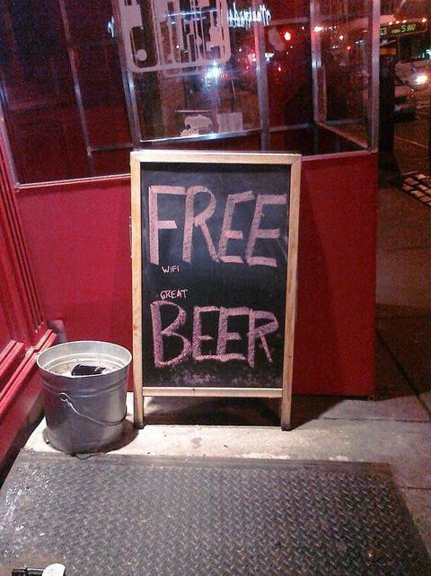 Free-Beer-sign