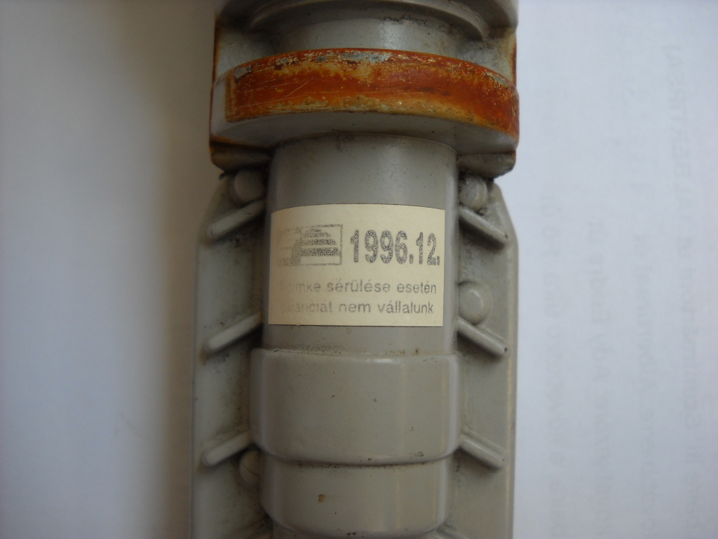 1 dB LNB 003