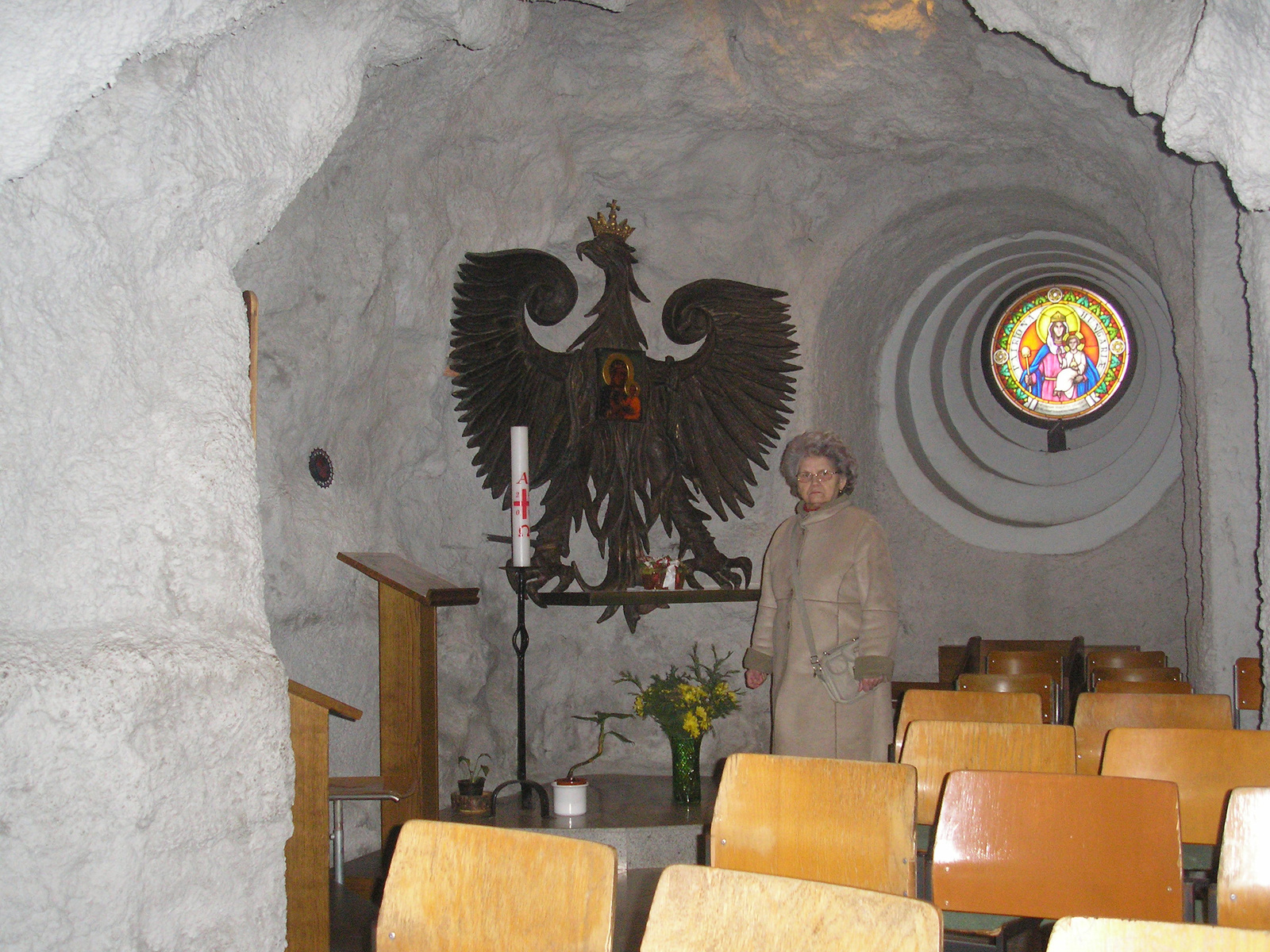 Szikla templom belső